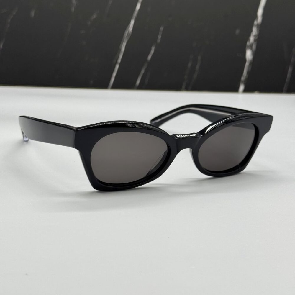 NEW BB0230S 001 BALENCIAGA BLACK CAT EYE WOMEN BALENCIAGA SUNGLASSES - Picture 4 of 11
